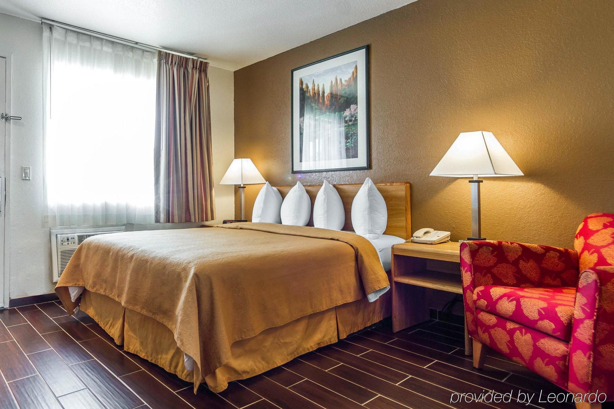 Quality Inn Oakland Airport Extérieur photo