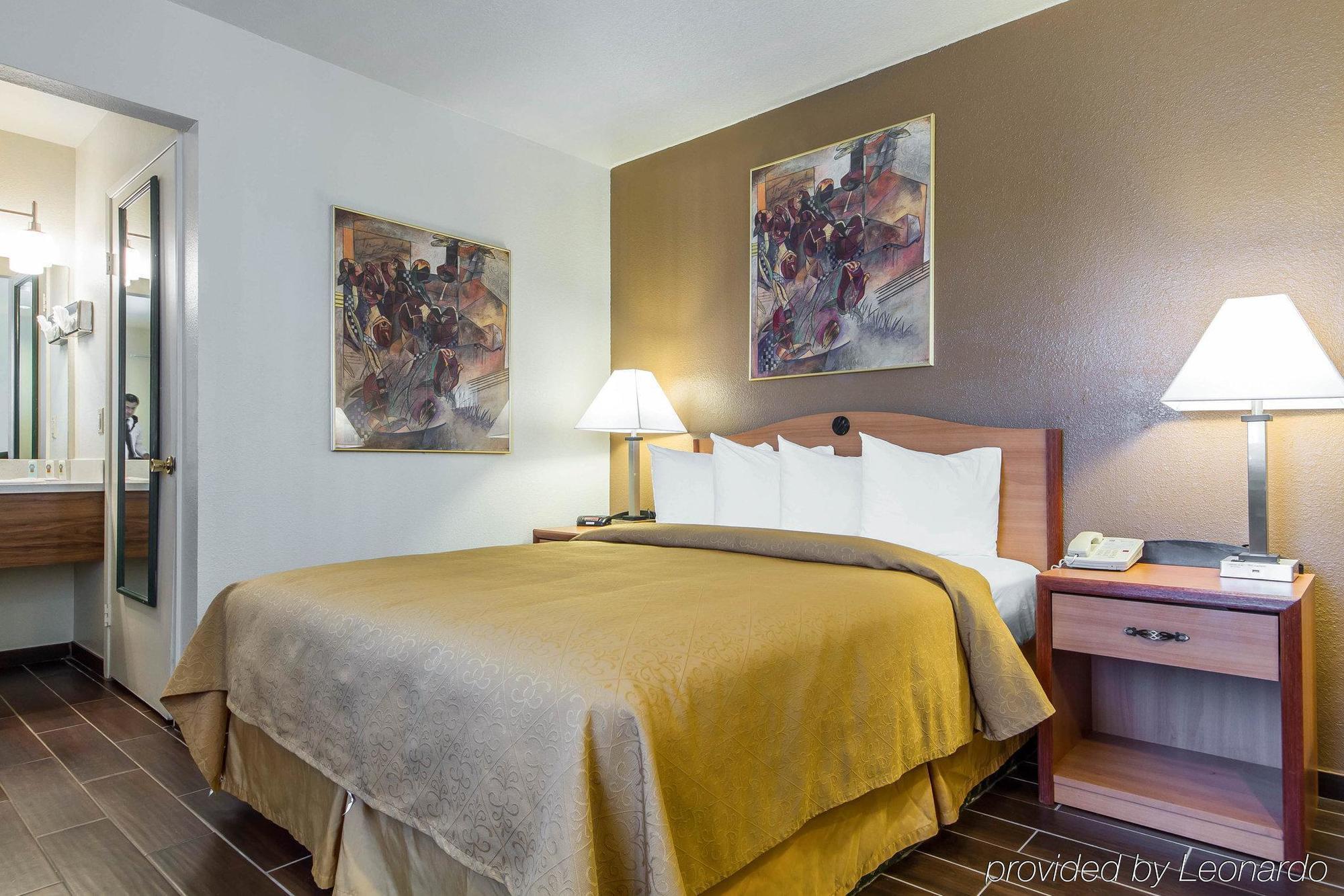 Quality Inn Oakland Airport Extérieur photo