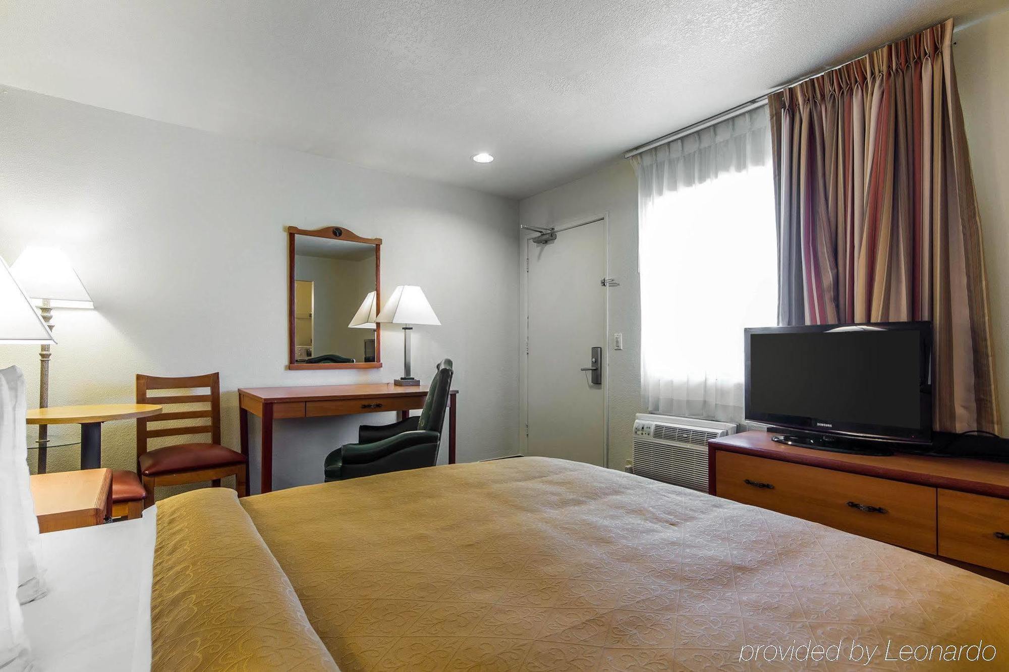 Quality Inn Oakland Airport Extérieur photo